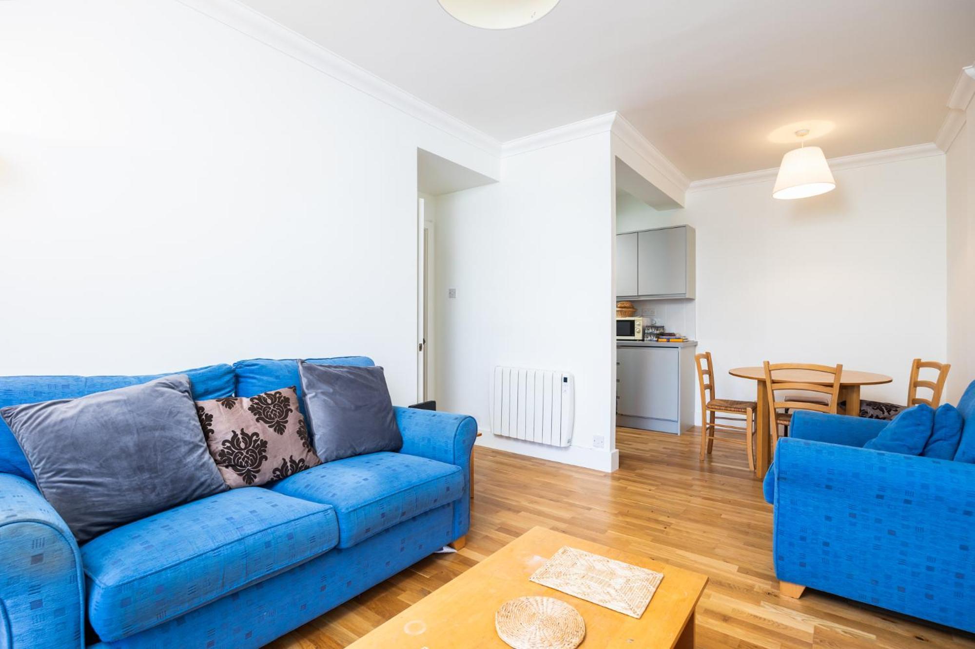 Appartement Flat W/ Balcony & Canal View - 4min To Station